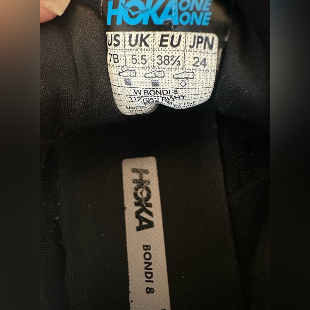 Hoka Bondi 8 Women's Black Athletic Shoes - Picture 7 of 9